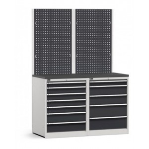 Composizione con parete attrezzata per arredo officina GARAGE099