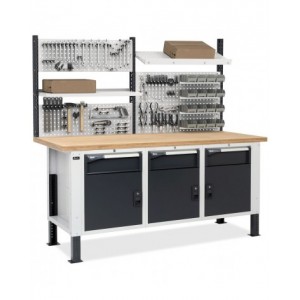 Banco con 3 armadi con 1 cassetto e porta e parete forata, MASTERBR2012