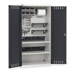Armadio caricabatterie con ante battenti, pannelli forati, accessori, L1023 x P555 x H2000 mm, PERFOM14040